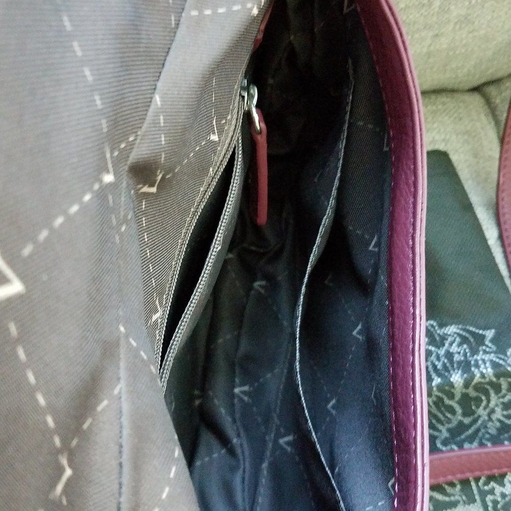 Vince Camuto Crossbody Purse - Picture 3 of 5